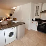 2 Bed In York Oc-g0045 Holtby