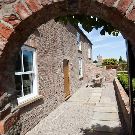 2 Bed In York Oc-g0045 Holiday home Holtby