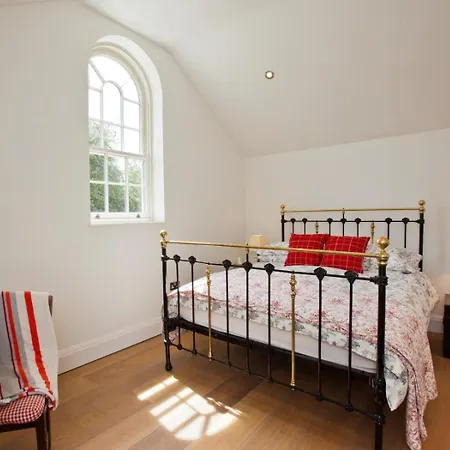 2 Bed In York Oc-g0045 Holiday home *